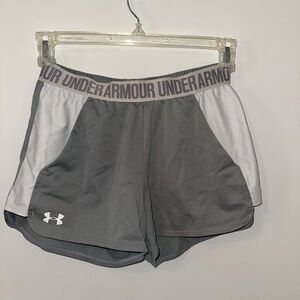 Underarmour athletic shorts